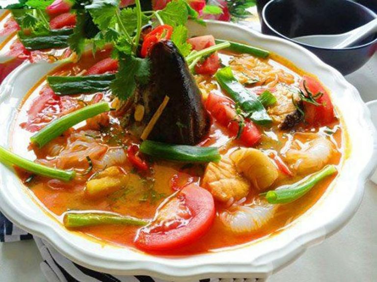 cách chế biến cá hồi nấu canh chua