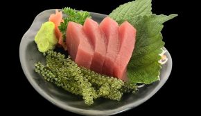 cá ngừ sashimi